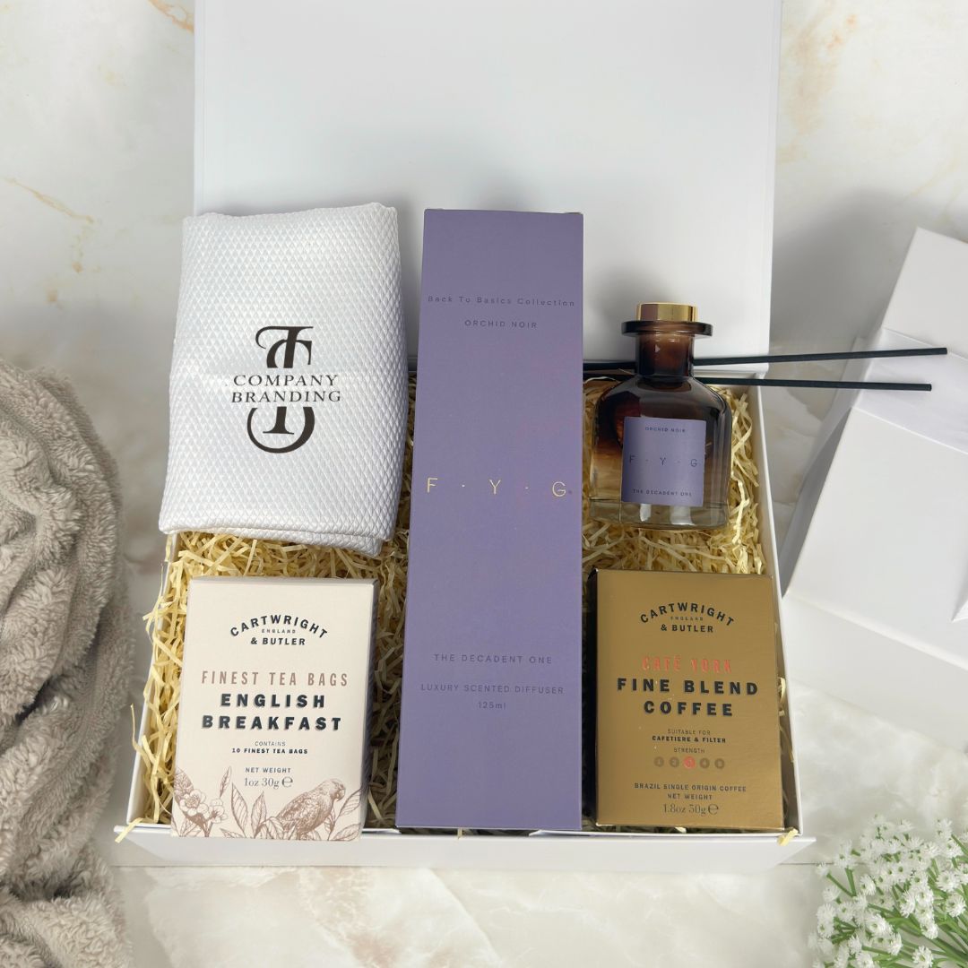 First Impression | Welcome Gift Box - EOS BOX